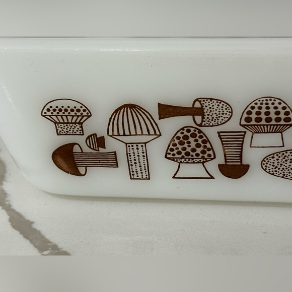 Vintage Glasbake Mushroom Meatloaf - Picture 2 of 7